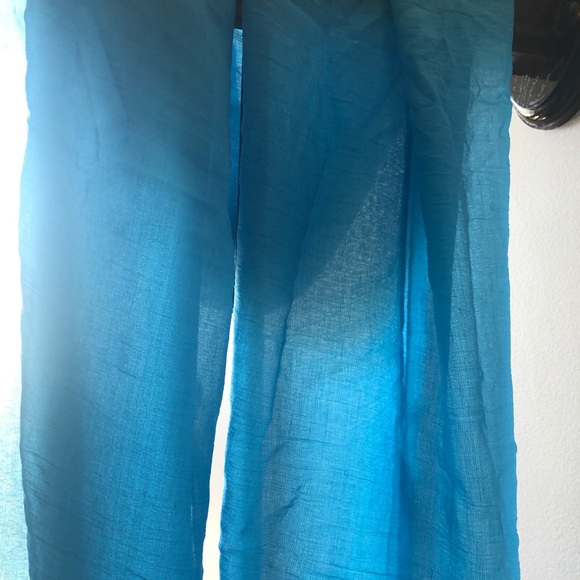 Ocean Blue Cotton Linen Blend Scarf - Picture 4 of 4